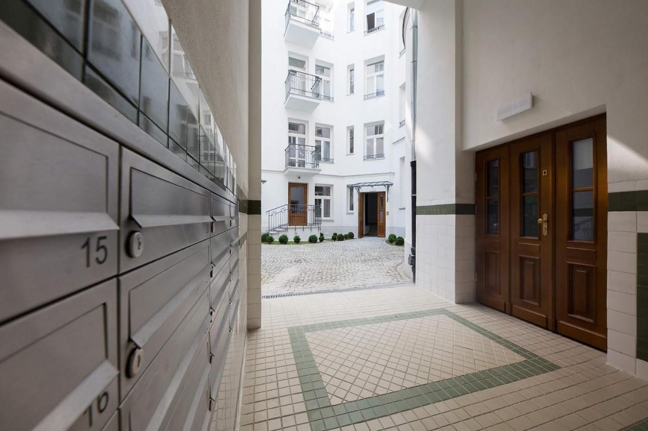 4 Eco Apart Chateau Jagiellonska 22 Warszawa Old Town Eksteriør billede