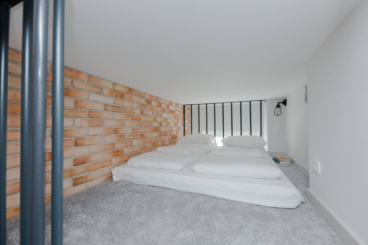 4 Eco Apart Chateau Jagiellonska 22 Warszawa Old Town Eksteriør billede
